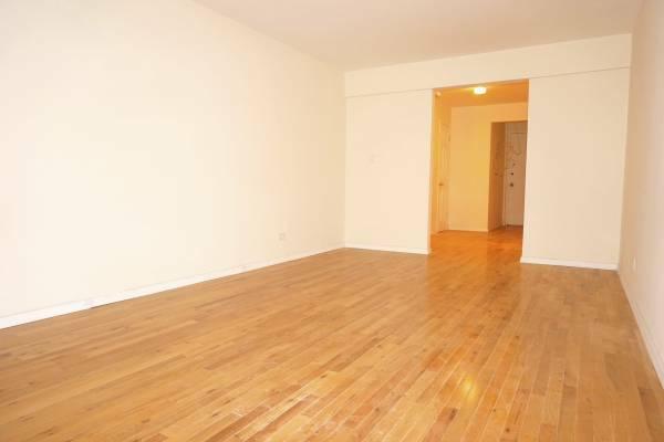 Primary Photo - 2330 Voorhies Ave