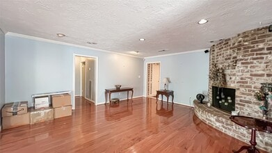 Building Photo - 9206 Hendon Ln