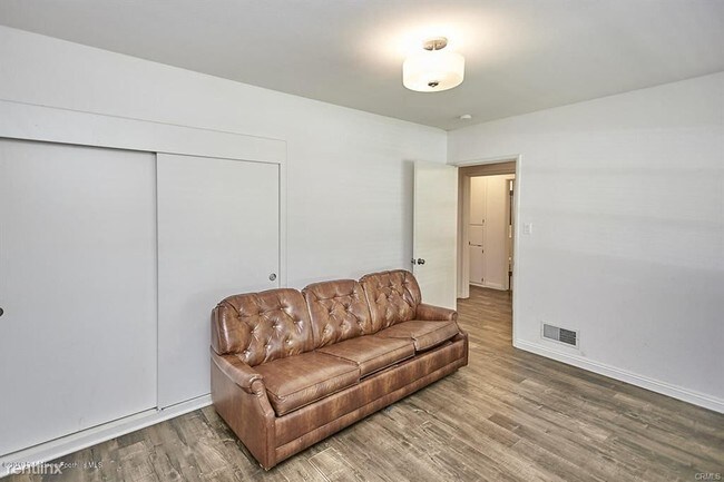 Foto del edificio - 3 br, 2 bath House - 2520 Upper Ter