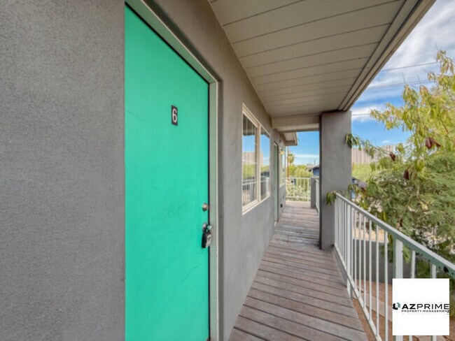 Foto del edificio - Cozy and Contemporary Phoenix Studio Featuring a Smart, Open Layout and Modern Upgrades Throughout.