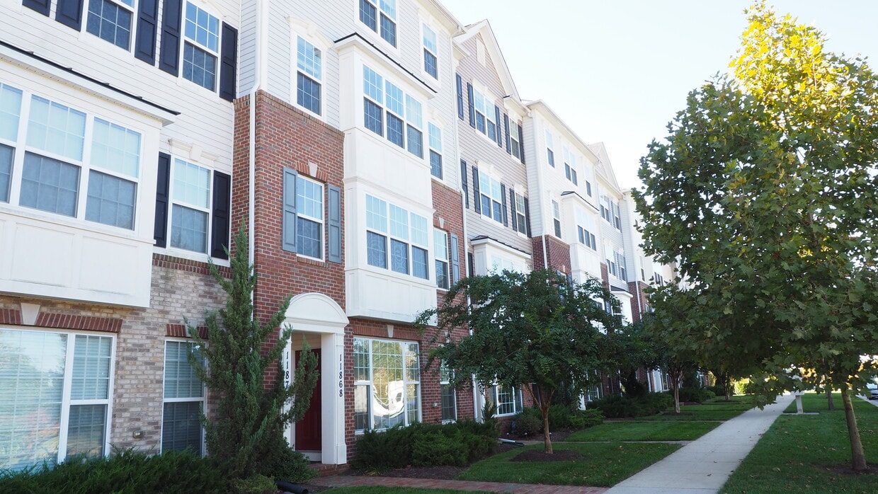 11870 Little Seneca Pky, Clarksburg, MD 20871 Townhome Rentals in Clarksburg MD