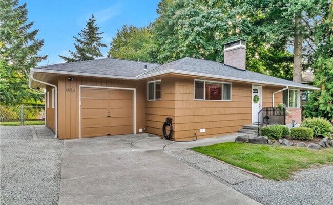 Building Photo - 13733 SE 272nd St