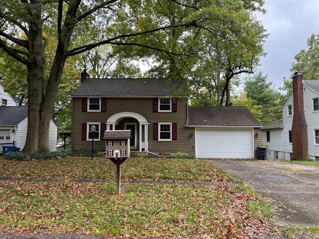 Foto del edificio - 522 Edgewood Dr