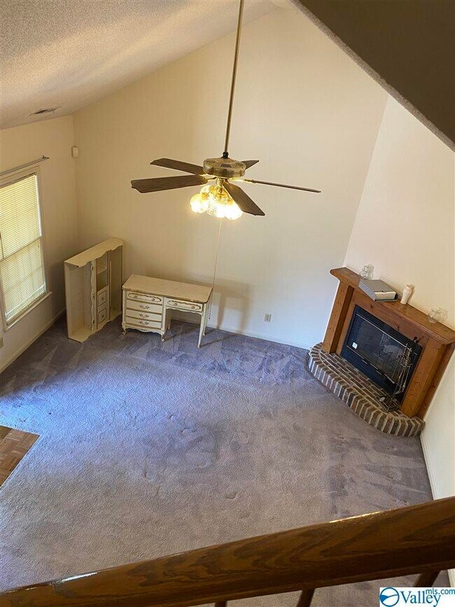 Building Photo - 121 Ketchum Way