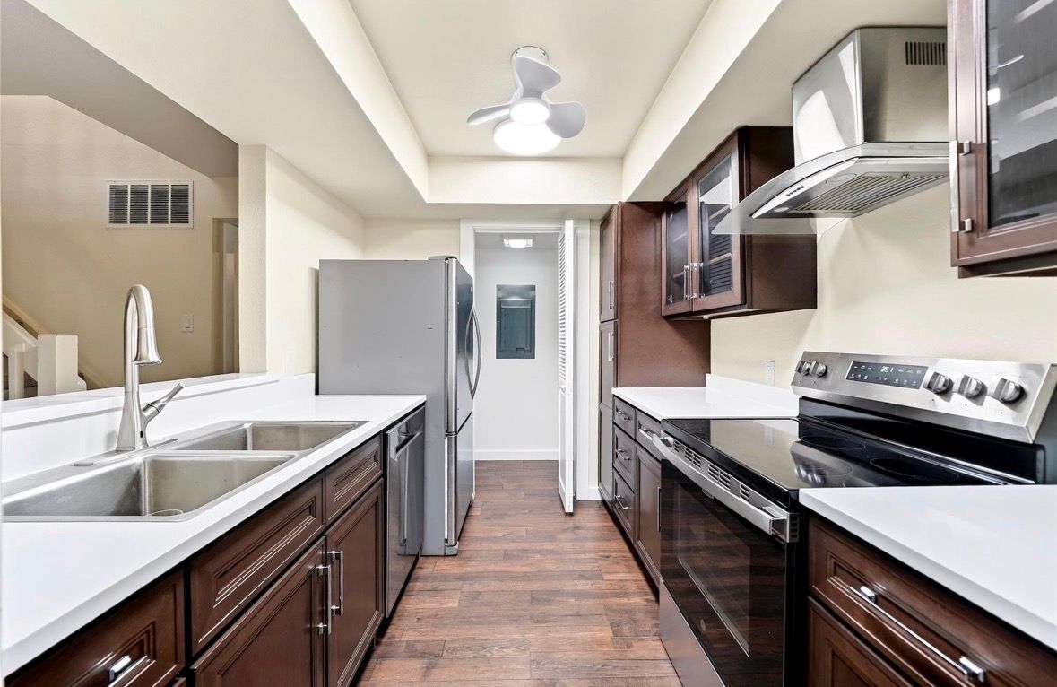 Foto del edificio - 1232 Signal Ridge Pl