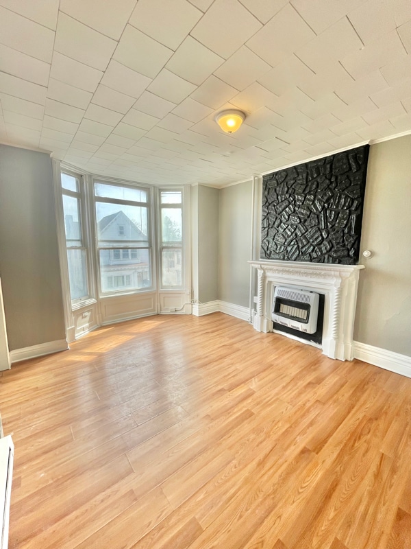 Primary Photo - 258 Remsen St