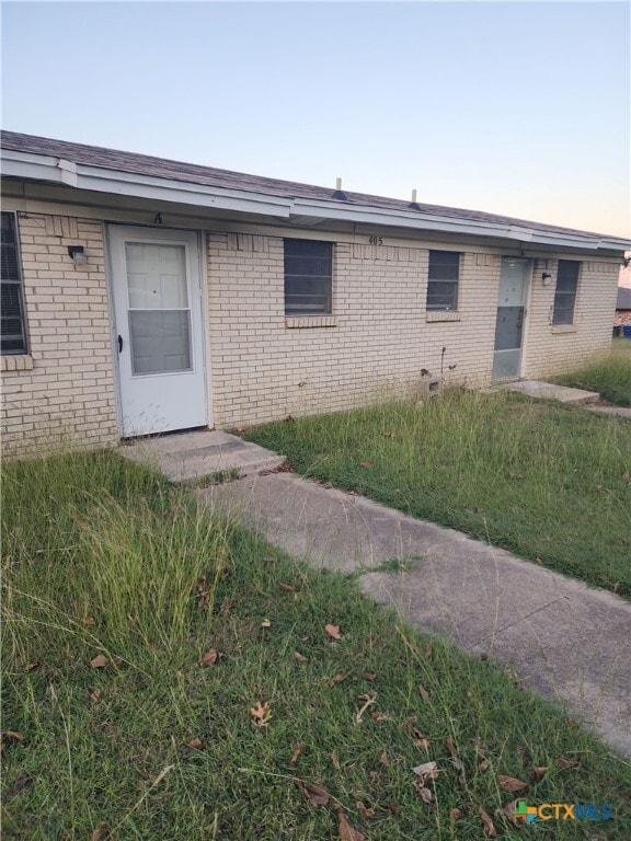 Building Photo - 405 Robertson Ave