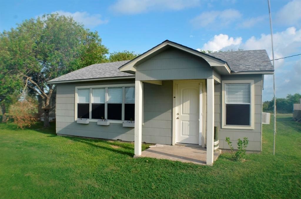 2202 TX159 Spur, Port Lavaca, TX 77979 House Rental in Port Lavaca