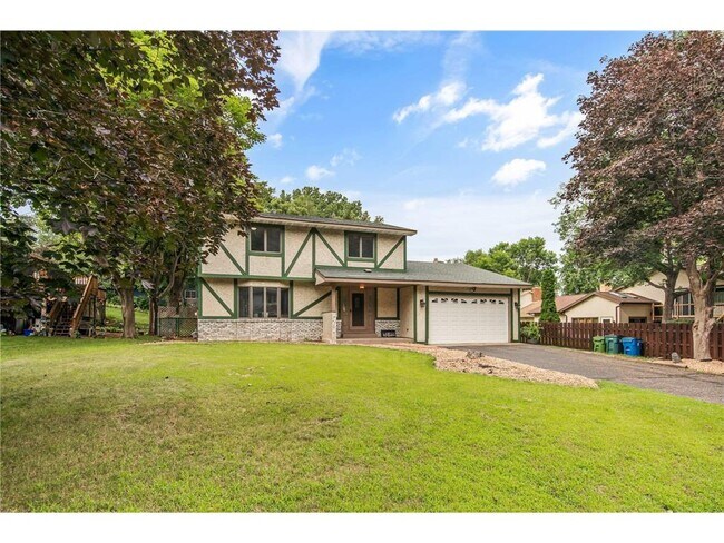 Building Photo - 1491 Rice Creek Dr NE