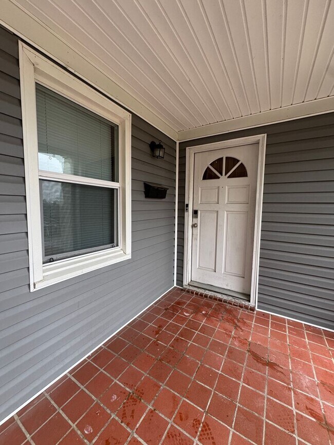 Building Photo - 2720 Hazel St