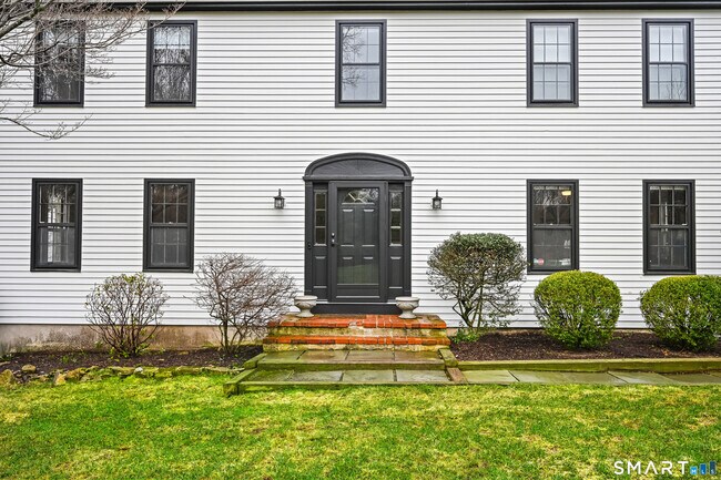 Building Photo - 395 Thayer Pond Rd