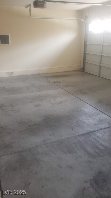 Foto del edificio - 7711 Windy Meadow Ave