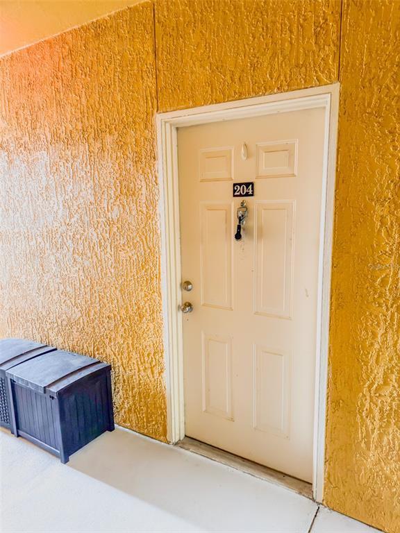 Building Photo - 8818 Villa View Cir