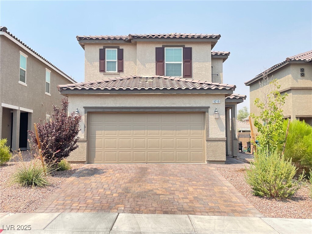 Foto principal - 9210 Harbin Ave