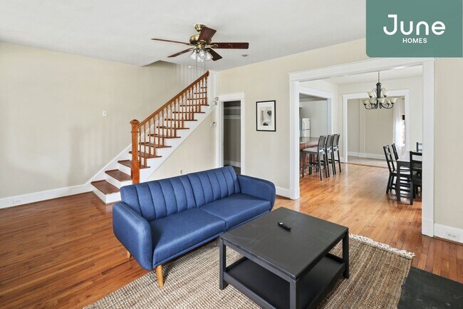 Foto del edificio - Twin room in 5-bed/3.0-bath Home