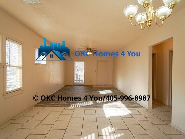 Foto del edificio - 2 Bed, 1 Bath Near Plaza & Midtown Areas