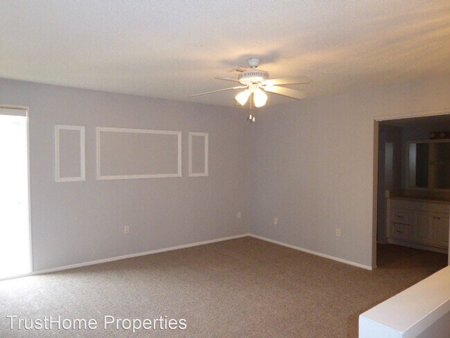 Building Photo - 1 br, 1 bath House - 566 Orange Drive, uni...