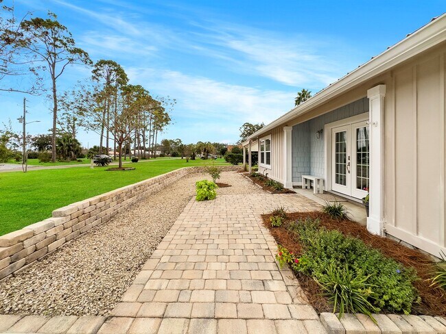 Foto del edificio - 103 Mimosa Ave