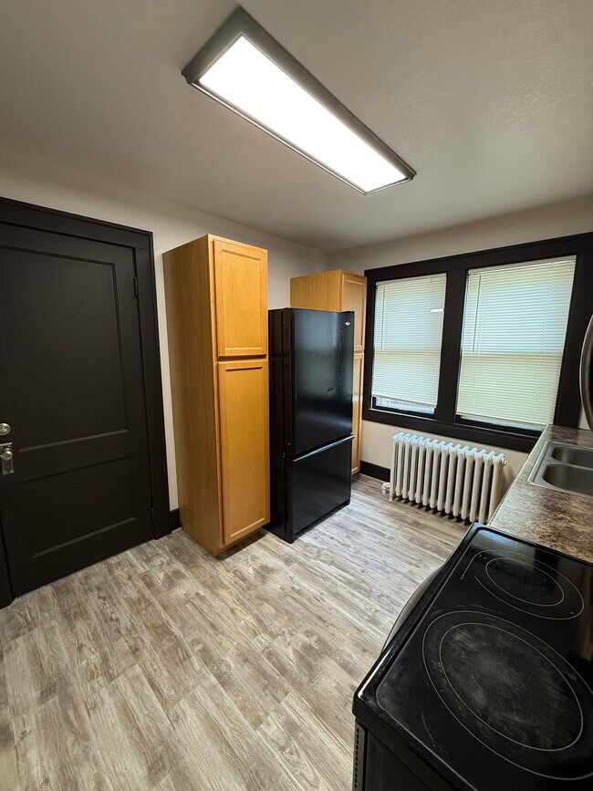 Foto del edificio - 1214 S 76th St
