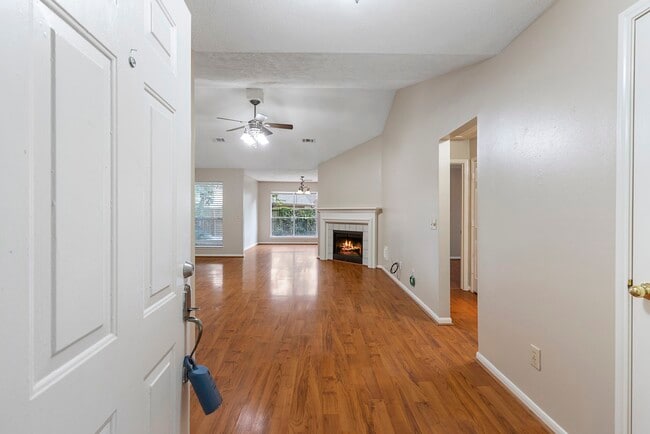 Foto del edificio - 207 N Dreamweaver Cir