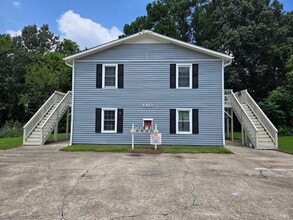 Building Photo - 1303 Drew St