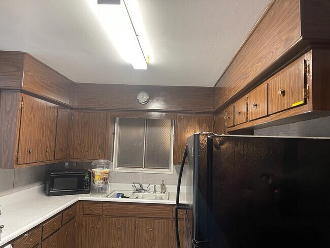 Foto del edificio - 823 163rd St