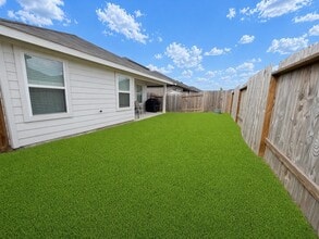 Building Photo - 1135 Juniper Vis Dr