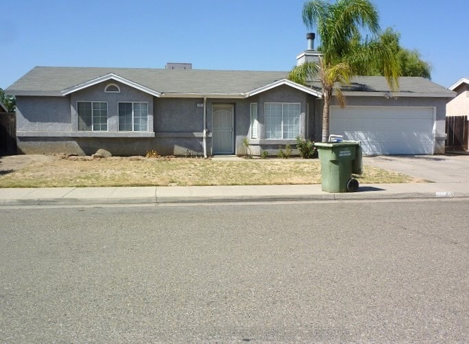2394 Sierra View St, Selma, CA 93662 House Rental in Selma, CA