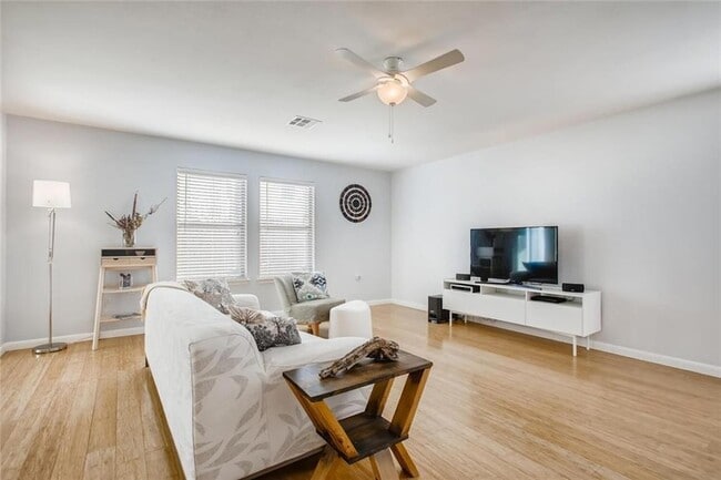 Building Photo - 8813 Winter Haven Rd