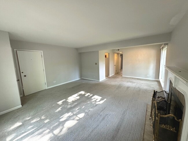 Building Photo - 1447 Shermer Rd