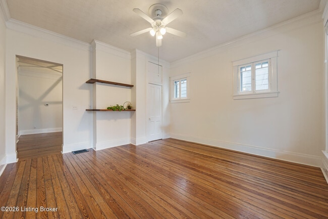 Foto del edificio - 1820 Sherwood Ave