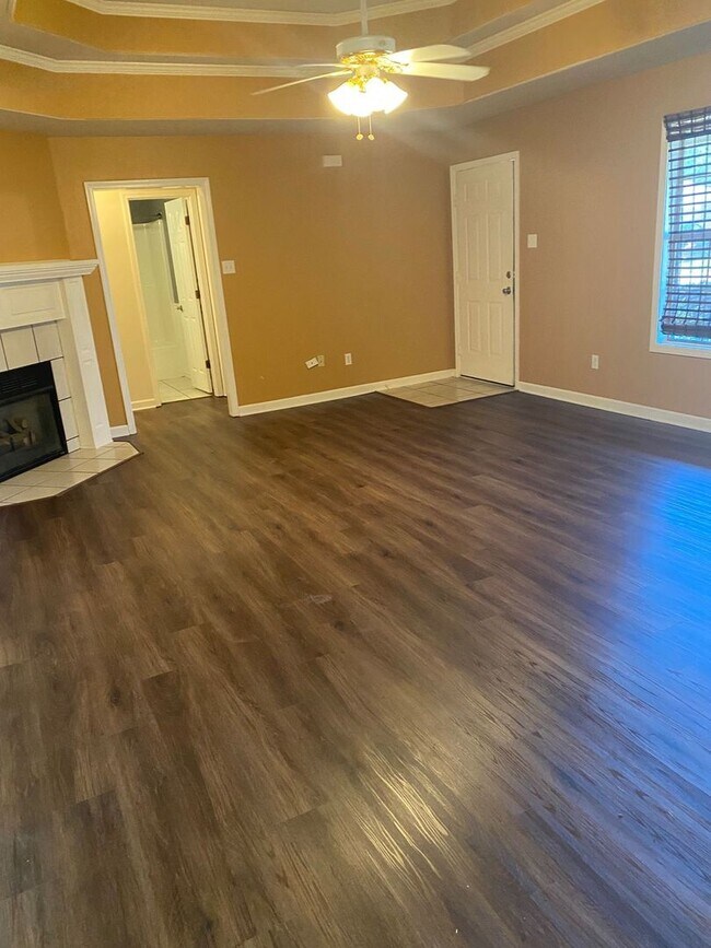 Foto del edificio - Contact Peggy Goodman 501 676 1758