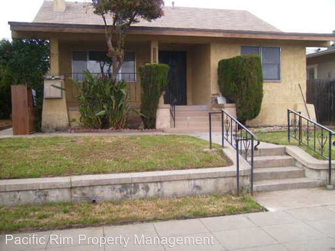 Primary Photo - 3356-3358 Herman Ave