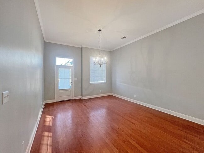 Building Photo - 6441 Arbor Lakes Dr