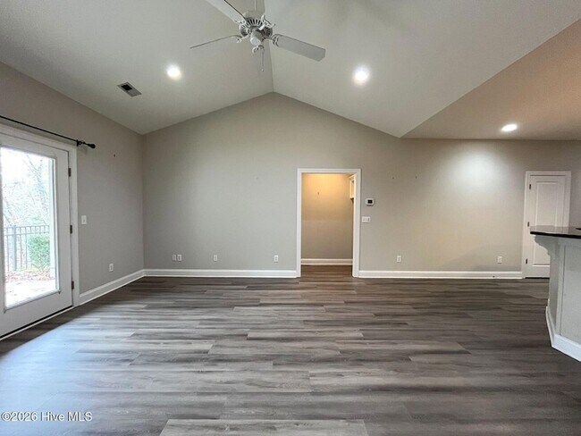 Foto del edificio - 18 Elk Ridge Ln