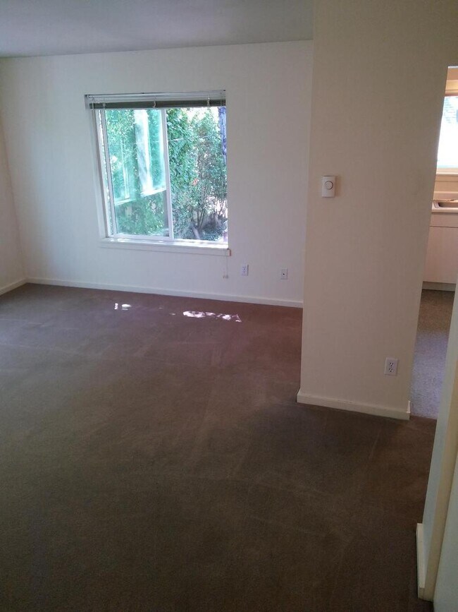 Foto del edificio - (560) 21st Street Duplex - 2 Bedroom / 2 Bathroom