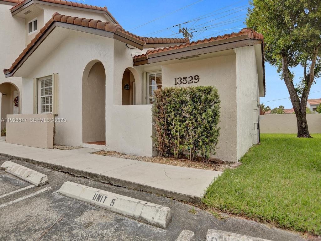Foto principal - 13529 SW 62nd St