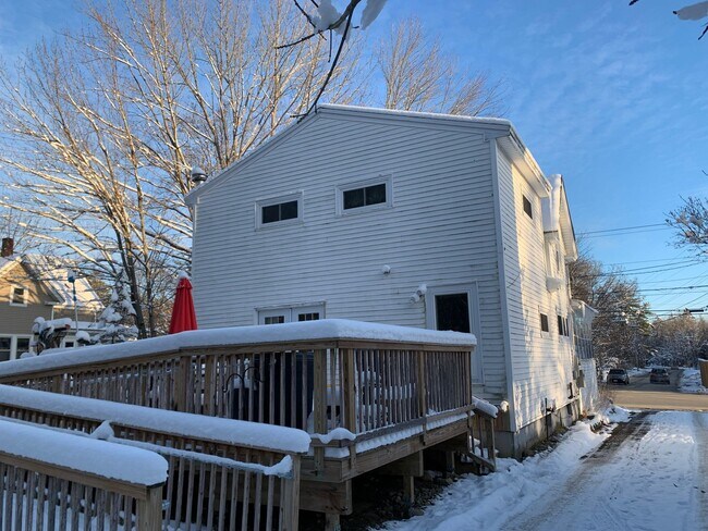 Foto del edificio - 405 Stillwater Ave