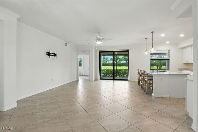 Building Photo - 12039 Hawthorn Lake Dr