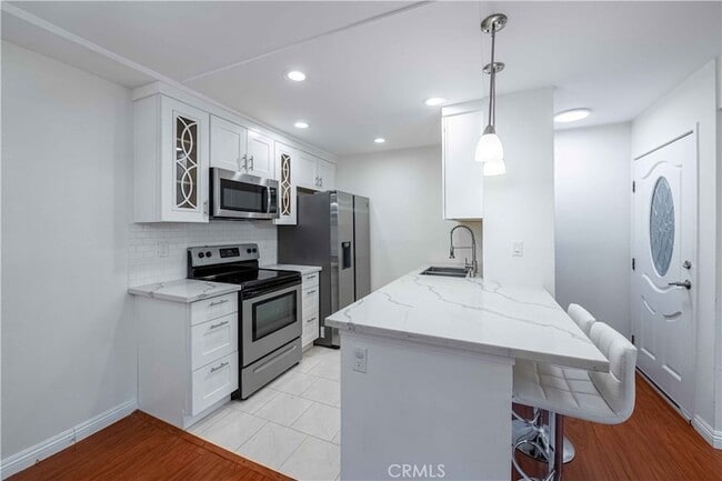 Foto del edificio - 28947 Thousand Oaks Blvd