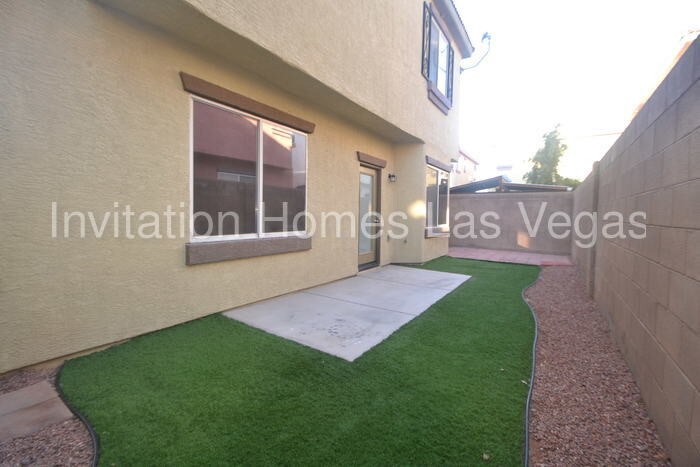 Foto principal - 5042 Auburn Skyline St