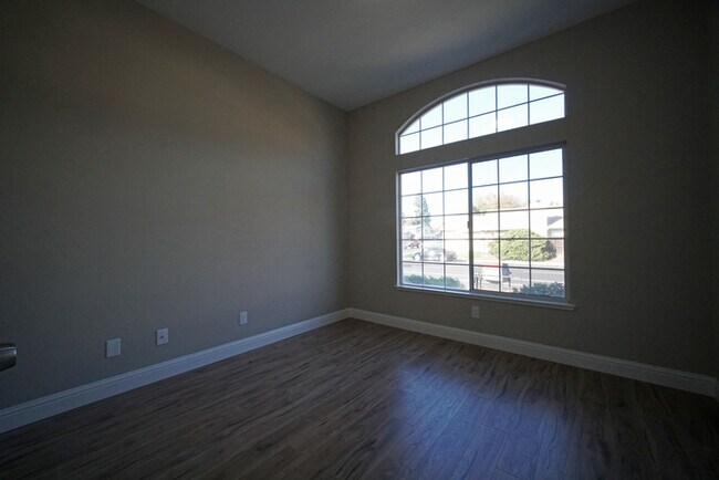 Building Photo - 6624 Di Lusso Dr