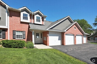 Building Photo - 200 Charleston Ct