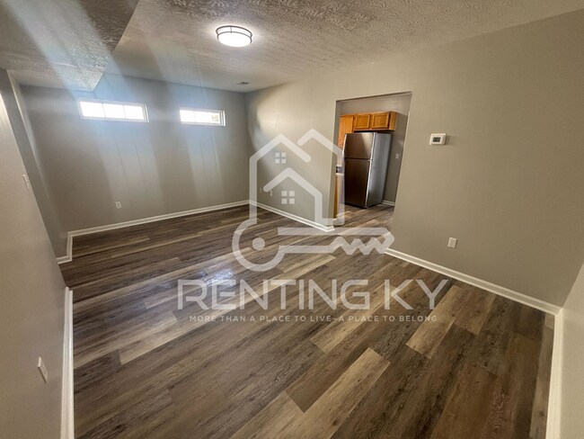 Foto del edificio - Updates Throughout 2-Bed, 1.5-Bath Townhom...