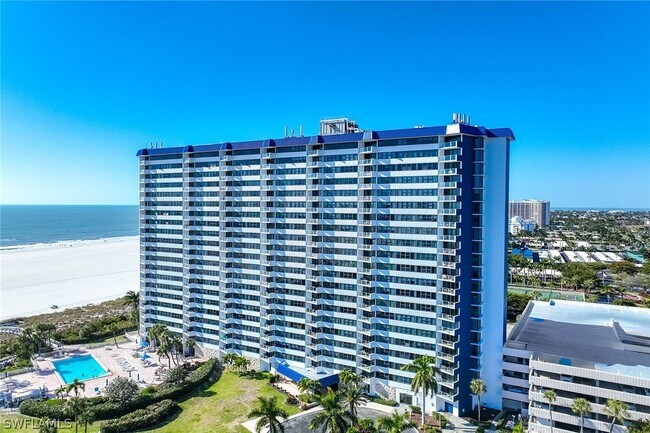 Foto del edificio - 58 N Collier Blvd
