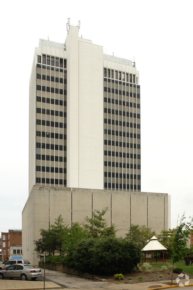 Foto del edificio - 5th & Main