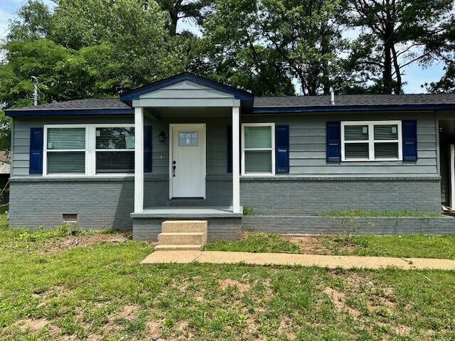 Foto del edificio - 4402 Saundralane Dr NW