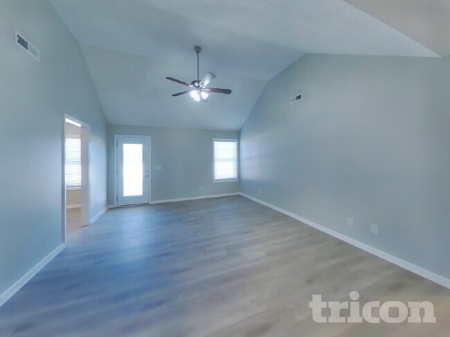 Building Photo - 7029 Bridgewater Dr