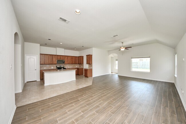 Foto del edificio - 12421 Berberry Dr