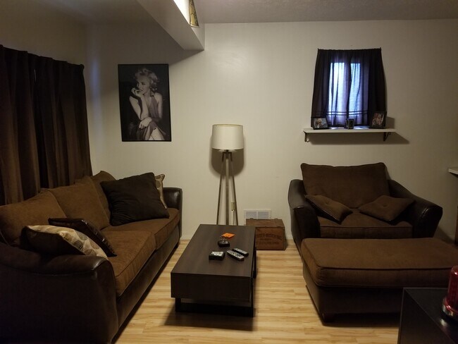 Foto del edificio - 1602 Church St